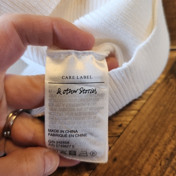 & Other Stories Stretch Rib V Cut Tank Top White Size Large - Picture 8 of 9